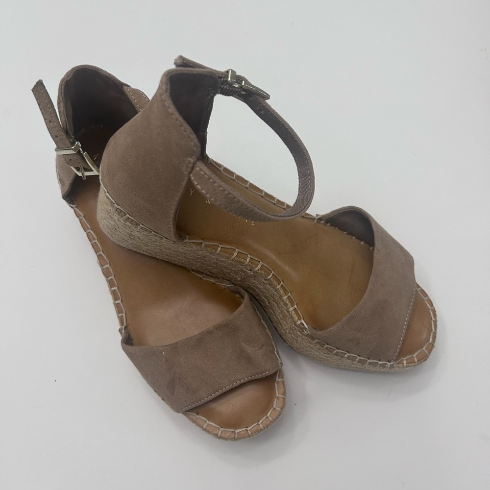 Kelly & Katie Gwennan Espadrille Wedge Sandal